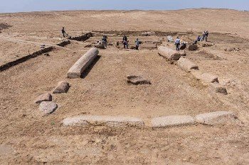 - الكشف عن بقايا معبد زيوس كاسيوس بموقع تل الفرما بمنطقة آثار شمال سيناء